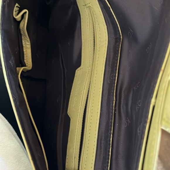 Kenneth Cole All Leather Clutch - Picture 4 of 6